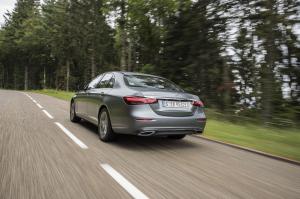 Mercedes-Benz E300 de 4Matic Avantgarde Line 2020 года  (WW)